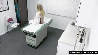 Harlowe West & Jessica Ryan get their perfect asses drilled by a Penis Doctor